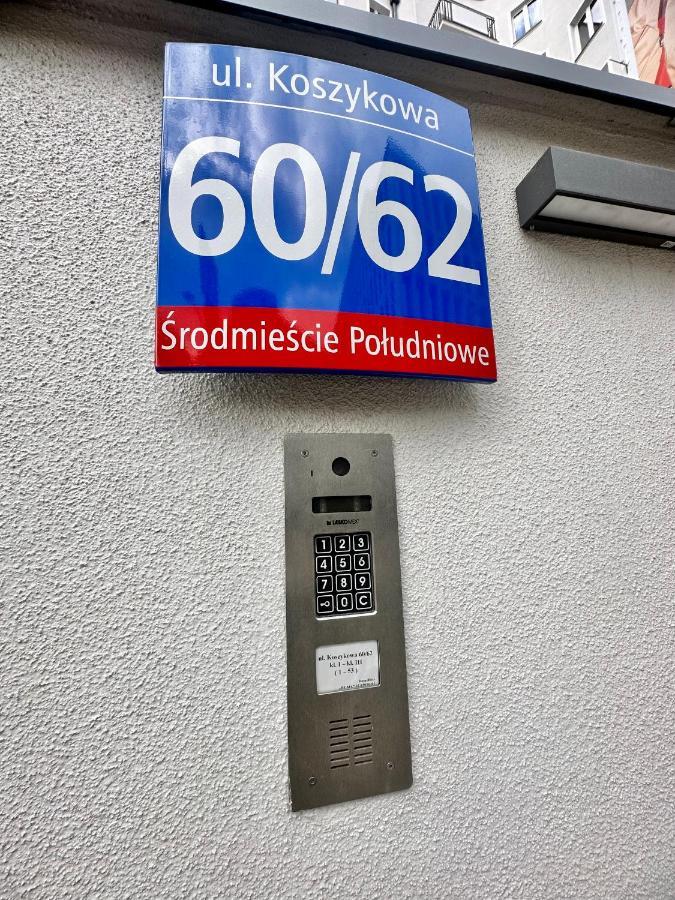 Super Beauty Metro Wifi 65'Tv Netflix Hbo Appletv+ Leilighet Warszawa Eksteriør bilde